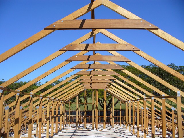 Caibro de madeira para telhado